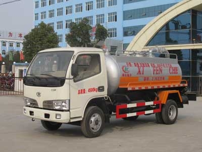 CLW5820F型吸粪低速货车