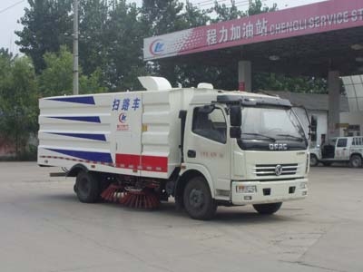 CLW5081TSLD4型扫路车