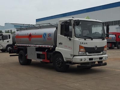 CLW5140GYYE5型运油车